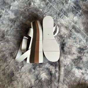 Crown Vintage Katana Wedges